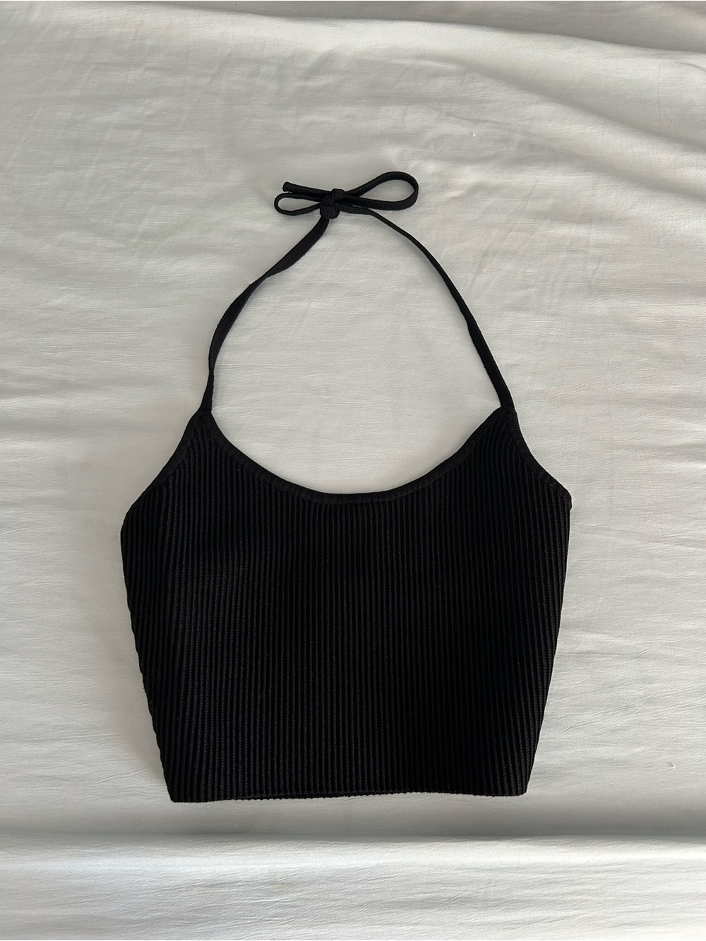 Aritzia Sculpt Knit Halter Tie-Back Crop Top